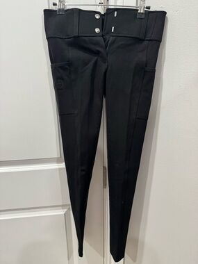 Halter Ego Black Full Seat Breech